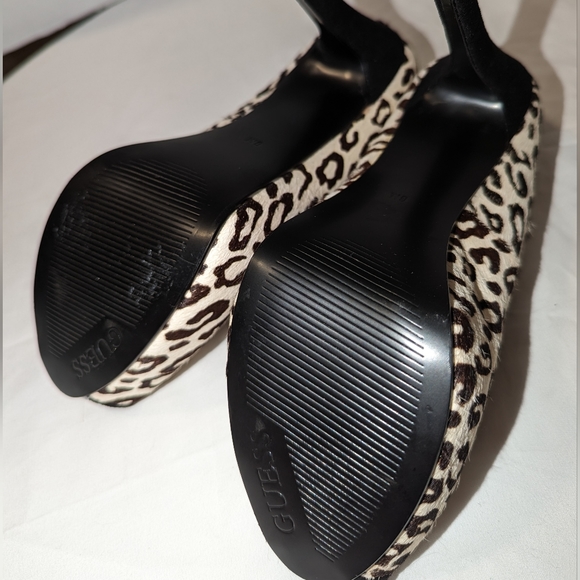 Guess Leopard Print Pumps - Picture 10 of 12